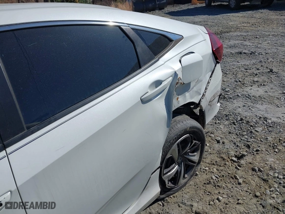 2019 Honda Civic Sedan LX with VIN 19XFC2F62KE035433, listed as a IAAI auction lot 41632289 with 116,076 mi miles. Bid and sale history available at carsss.com. Image 6.