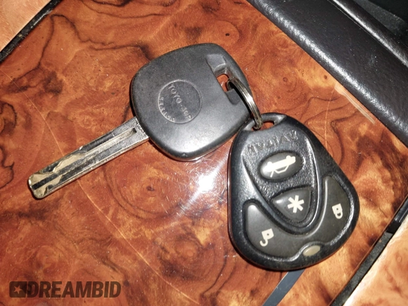 2005 Lexus RX 330 z VIN 2T2HA31UX5C075123, wystawiony jako IAAI lot #41946042 z przebiegiem 160 623 mil mil oraz . Historia ofert i sprzedaży dostępna na DreamBid. Obrazek 11.