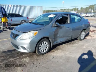 2014 Nissan Versa SV with VIN 3N1CN7AP4EL862427, listed as a IAAI auction lot 41435904 with 95,192 mi miles. Bid and sale history available at carsss.com. Image 2.