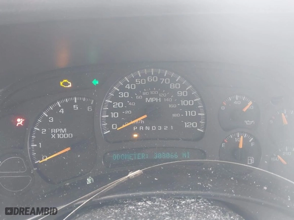2006 Chevrolet Silverado 1500 LT1 with VIN 2GCEC13T361144888, listed as a IAAI auction lot 41284010 with 308,066 mi miles. Bid and sale history available at carsss.com. Image 7.
