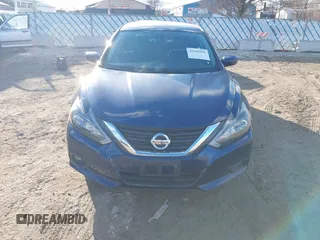 2017 Nissan Altima S z VIN 1N4AL3AP2HN311779, wystawiony jako IAAI lot #41705941 z przebiegiem 46 649 mil mil oraz . Historia ofert i sprzedaży dostępna na DreamBid. Obrazek 12.