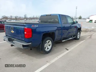 2015 Chevrolet Silverado 1500 LT with VIN 1GCVKREC3FZ424431, listed as a IAAI auction lot 41812094 with 227,739 mi miles. Bid and sale history available at carsss.com. Image 4.