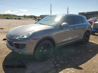 2012 Porsche Cayenne S z VIN WP1AB2A29CLA41108, wystawiony jako Copart lot #55659775 z przebiegiem 173 281 mil mil oraz Tytuł czysty. Historia ofert i sprzedaży dostępna na DreamBid. Obrazek 1.