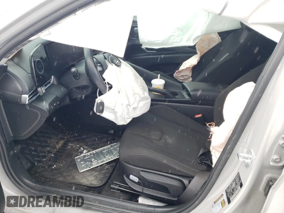 2023 Hyundai Elantra SEL with VIN KMHLM4AG0PU624285, listed as a Copart auction lot 84621304 with 38,113 mi miles and Salvage Title. Bid and sale history available at DreamBid. Image 7.