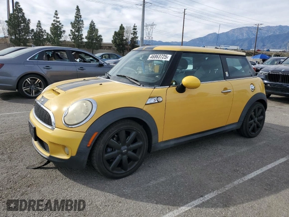 2009 MINI Hardtop S with VIN WMWMF73599TW87679, listed as a Copart auction lot 46863725 with 102,976 mi miles and Salvage title. Bid and sale history available at DreamBid. Image 1.