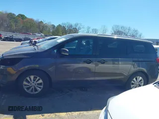 2017 Kia Sedona LX with VIN KNDMB5C14H6329340, listed as a IAAI auction lot 41803814 with 106,672 mi miles. Bid and sale history available at carsss.com. Image 14.
