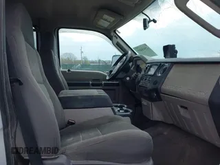 2010 Ford Super Duty F-250 SRW XL with VIN 1FTSW2BR1AEA46245, listed as a IAAI auction lot 41818459 with 148,668 mi miles. Bid and sale history available at carsss.com. Image 5.