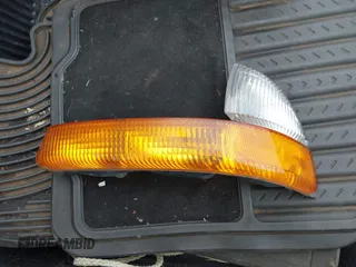 2002 Dodge Dakota with VIN 1B7GL12X42S698285, listed as a IAAI auction lot 40826030 with 211,936 mi miles and . Bid and sale history available at carsss.com. Image 12.
