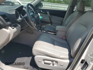 2012 Toyota Highlander Limited with VIN 5TDYK3EH0CS052470, listed as a Copart auction lot 62135025 with 136,043 mi miles and Salvage title. Bid and sale history available at DreamBid. Image 7.