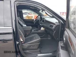 2024 Chevrolet Suburban Premier with VIN 1GNSCFKD9RR214598, listed as a IAAI auction lot 42201922 with 38,567 mi miles and . Bid and sale history available at DreamBid. Image 5.