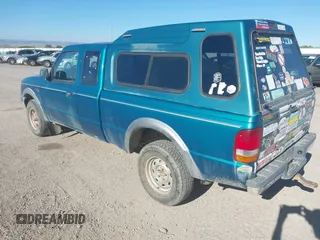 1993 Ford Ranger XLT z VIN 1FTCR15X4PPA89362, wystawiony jako IAAI lot #42482967 z przebiegiem 379 663 mil mil oraz . Historia ofert i sprzedaży dostępna na DreamBid. Obrazek 3.