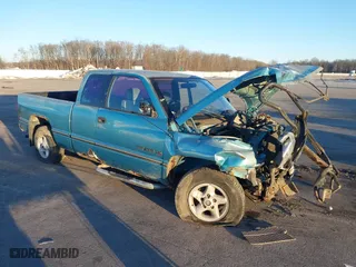 1996 Dodge Ram 1500 with VIN 3B7HC13Y6TG175533, listed as a IAAI auction lot 41424400 with 308,794 mi miles. Bid and sale history available at carsss.com. Image 1.