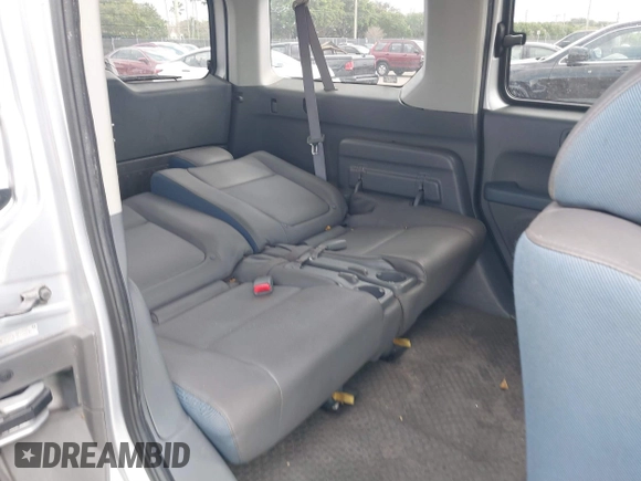 2005 Honda Element LX with VIN 5J6YH18315L008219, listed as a IAAI auction lot 41615035 with 183,464 mi miles and . Bid and sale history available at DreamBid. Image 8.