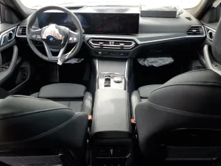 2024 BMW i4 eDrive35 z VIN WBY43AW04RFT15284, wystawiony jako Copart lot #47808395 z przebiegiem 7 225 mil mil oraz Szkoda całkowita • Salvage title. Historia ofert i sprzedaży dostępna na DreamBid. Obrazek 8.