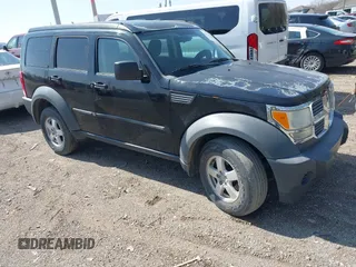 2007 Dodge Nitro SXT with VIN 1D8GU28K57W551957, listed as a IAAI auction lot 41914919 with 139,560 mi miles. Bid and sale history available at carsss.com. Image 1.