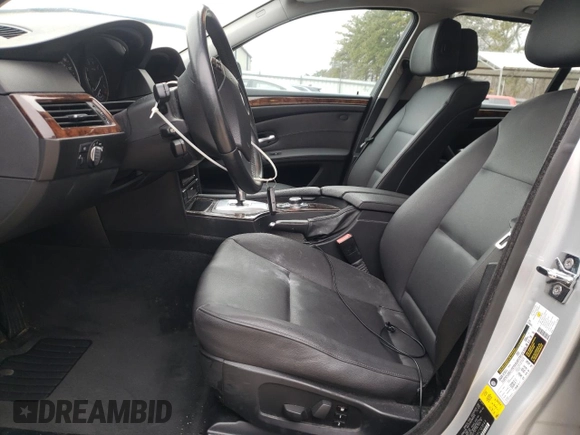 2009 BMW 5 Series 528i with VIN WBANU53599C121844, listed as a Copart auction lot 87062774 with 111,240 mi miles and Salvage Title. Bid and sale history available at carsss.com. Image 7.