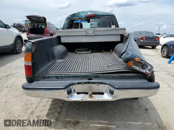 2000 Toyota Tacoma PreRunner with VIN 4TASM92N5YZ589270, listed as a Copart auction lot 58207905 with Not provided miles and Clean title. Bid and sale history available at DreamBid. Image 6.