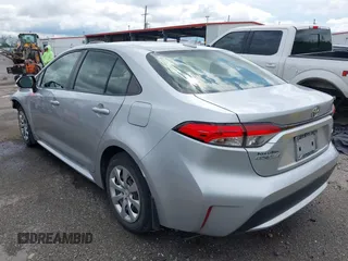 2021 Toyota Corolla LE with VIN JTDEPMAE0MJ158213, listed as a IAAI auction lot 41956994 with 92,331 mi miles. Bid and sale history available at carsss.com. Image 3.