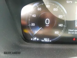 2022 Volvo XC90 Momentum с VIN YV4102PK1N1833764, выставлен на аукционе IAAI как лот 41865450 с пробегом 36 013 миль миль и . История ставок и продаж доступна на DreamBid. Изображение 15.