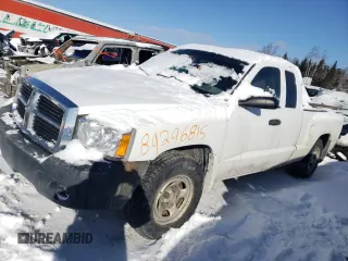 2006 Dodge Dakota z VIN 1D7HW22N56S518517, wystawiony jako Copart lot #89296815 z przebiegiem Nie podano mil oraz Szkoda całkowita • Salvage title. Historia ofert i sprzedaży dostępna na DreamBid. Obrazek 1.