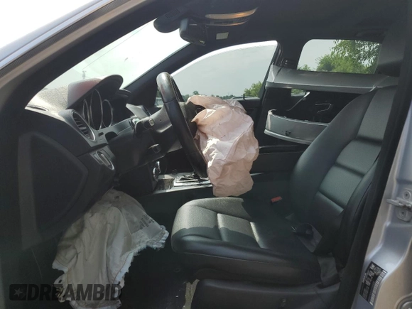 2013 Mercedes-Benz C 350 with VIN WDDGF8JB6DA765456, listed as a Copart auction lot 64912954 with 242,623 mi miles and Salvage title. Bid and sale history available at DreamBid. Image 7.