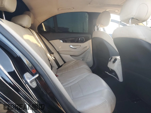 2018 Mercedes-Benz C 300 with VIN 55SWF4JB9JU260222, listed as a Copart auction lot 65423155 with 106,869 mi miles and Salvage title. Bid and sale history available at DreamBid. Image 10.