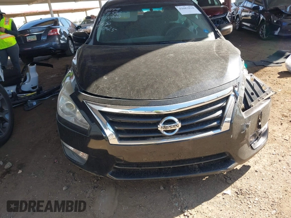 2015 Nissan Altima SV with VIN 1N4AL3AP8FC591586, listed as a IAAI auction lot 42083818 with 60,128 mi miles and . Bid and sale history available at carsss.com. Image 11.