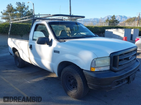 2004 Ford Super Duty F-250 XL with VIN 1FTNF20L54EC99861, listed as a IAAI auction lot 41301229 with 320,407 mi miles. Bid and sale history available at carsss.com. Image 1.