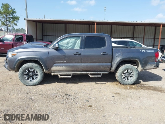 2016 Toyota Tacoma SR with VIN 5TFCZ5AN5GX010227, listed as a IAAI auction lot 41792719 with 228,070 mi miles. Bid and sale history available at carsss.com. Image 13.