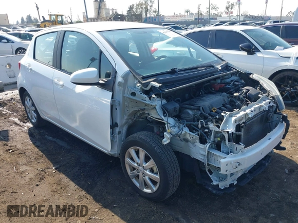 2015 Toyota Yaris L with VIN VNKKTUD30FA051732, listed as a IAAI auction lot 41449083 with 82,207 mi miles. Bid and sale history available at carsss.com. Image 1.