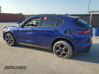 2022 Alfa Romeo Stelvio Sprint z VIN ZASPAKAN3N7D42064, wystawiony jako Copart lot #57510385 z przebiegiem Nie podano mil oraz Tytuł czysty. Historia ofert i sprzedaży dostępna na DreamBid. Obrazek 2.