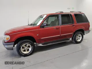1997 Ford Explorer XLT z VIN 1FMDU35P6VUC58385, wystawiony jako Copart lot #65757615 z przebiegiem 226 351 mil mil oraz Czysty tytuł • Clean title. Historia ofert i sprzedaży dostępna na DreamBid. Obrazek 1.