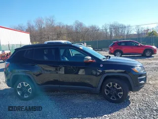 2018 Jeep Compass Trailhawk with VIN 3C4NJDDB8JT309192, listed as a IAAI auction lot 40840838 with 80,887 mi miles and . Bid and sale history available at carsss.com. Image 13.