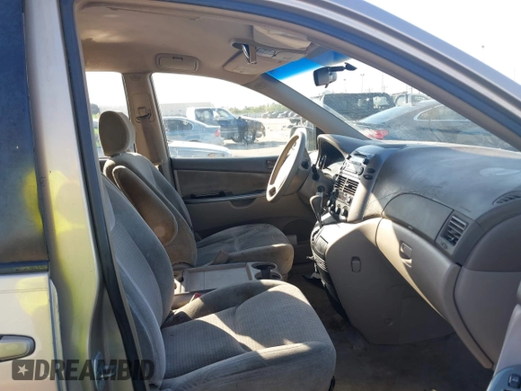 2006 Toyota Sienna CE with VIN 5TDZA23CX6S537308, listed as a IAAI auction lot 40652615 with 141,684 mi miles. Bid and sale history available at carsss.com. Image 5.