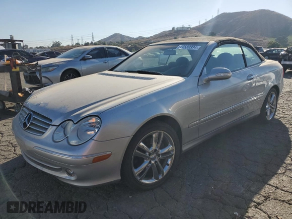 2005 Mercedes-Benz CLK-Class 3.2L with VIN WDBTK65J75F122191, listed as a Copart auction lot 77580334 with 51,439 mi miles and Salvage Title. Bid and sale history available at carsss.com. Image 1.