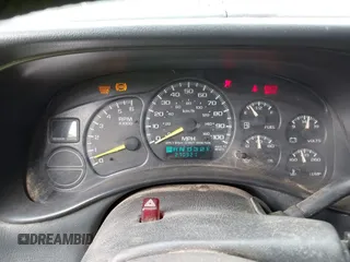 2000 Chevrolet Silverado 1500 LS with VIN 2GCEK19T3Y1266020, listed as a IAAI auction lot 42060263 with 270,921 mi miles. Bid and sale history available at carsss.com. Image 7.