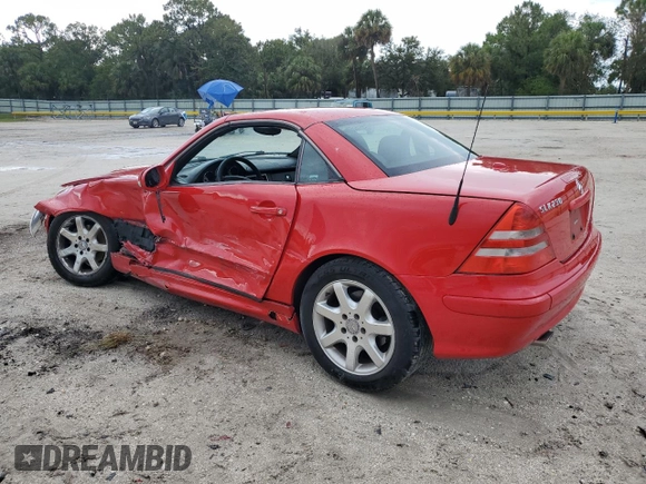 2001 Mercedes-Benz SLK 230 Kompressor с VIN WDBKK49F31F222806, выставлен на аукционе Copart как лот 58704015 с пробегом 128 695 миль миль и Списание • Salvage title. История ставок и продаж доступна на DreamBid. Изображение 2.