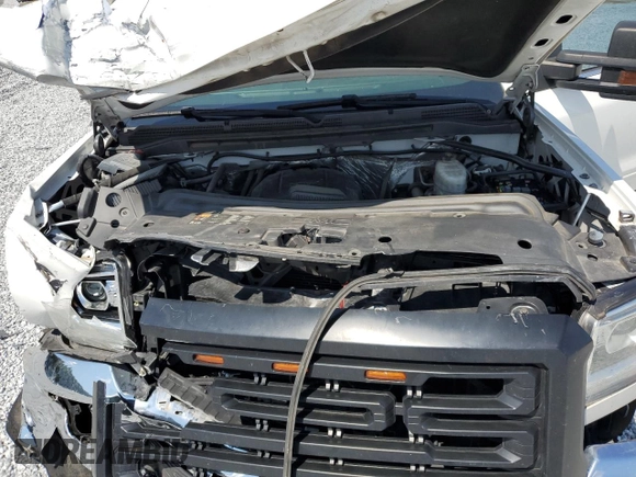 2018 GMC Sierra 1500 with VIN 1GT21SEG2JZ229378, listed as a Copart auction lot 67963734 with 144,146 mi miles and Salvage Title. Bid and sale history available at DreamBid. Image 11.