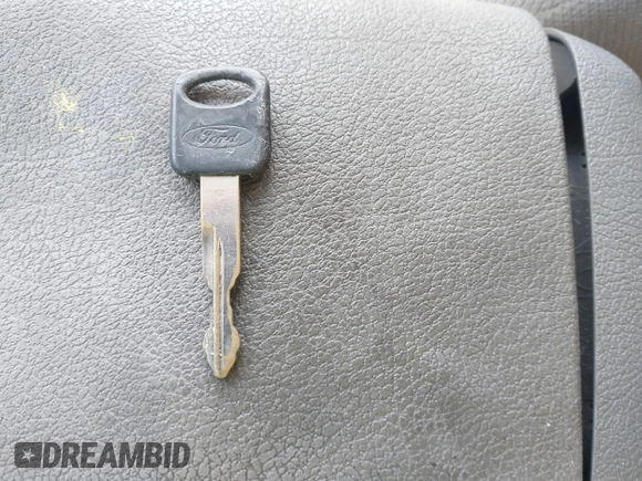 2004 Ford F-250 XL с VIN 1FTNF20L84EC26032, выставлен на аукционе IAAI как лот 42426809 с пробегом 203 584 миль миль и . История ставок и продаж доступна на DreamBid. Изображение 11.