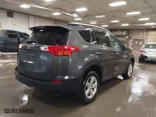 2014 Toyota RAV4 XLE with VIN 2T3RFREV0EW185541, listed as a IAAI auction lot 41708031 with 96,157 mi miles. Bid and sale history available at carsss.com. Image 4.