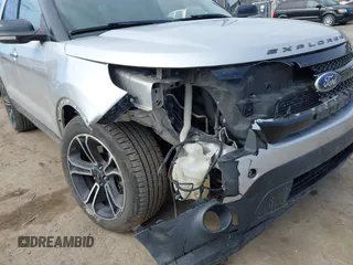2013 Ford Explorer Sport with VIN 1FM5K8GT2DGC43798, listed as a IAAI auction lot 41673354 with 182,994 mi miles and . Bid and sale history available at carsss.com. Image 6.