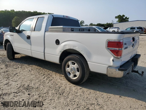 2013 Ford F-150 XL z VIN 1FTFX1CF8DFD52581, wystawiony jako Copart lot #59056415 z przebiegiem 240 688 mil mil oraz Szkoda całkowita • Salvage title. Historia ofert i sprzedaży dostępna na DreamBid. Obrazek 2.