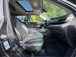 2022 Toyota Highlander Hybrid XLE z VIN 5TDGBRCH6NS545588, wystawiony jako Copart lot #57186835 z przebiegiem 202 158 mil mil oraz Tytuł czysty. Historia ofert i sprzedaży dostępna na DreamBid. Obrazek 5.