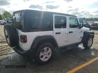 2022 Jeep Wrangler Unlimited Willys with VIN 1C4HJXDN5NW132965, listed as a Copart auction lot 62539184 with 44,325 mi miles and Salvage Title. Bid and sale history available at DreamBid. Image 3.