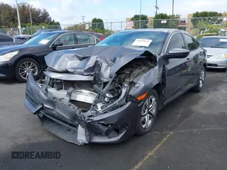2018 Honda Civic LX with VIN 2HGFC2F58JH514161, listed as a IAAI auction lot 42073133 with 117,658 mi miles. Bid and sale history available at carsss.com. Image 18.
