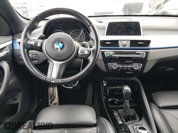 2018 BMW X1 xDrive28i with VIN WBXHT3C39J5F93109, listed as a Copart auction lot 73660962 with 43,470 mi miles. Bid and sale history available at carsss.com. Image 8.