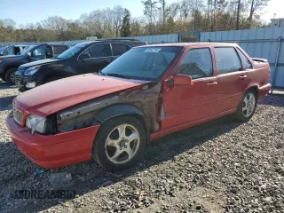 1999 Volvo S70 z VIN YV1LS53D4X1591564, wystawiony jako Copart lot #85582714 z przebiegiem 216 866 mil mil oraz Szkoda całkowita • Salvage title. Historia ofert i sprzedaży dostępna na DreamBid. Obrazek 1.