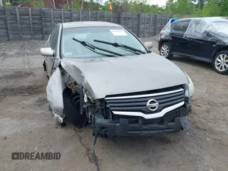 2008 Nissan Altima 2.5 z VIN 1N4AL21E48N540084, wystawiony jako IAAI lot #42303017 z przebiegiem Nie podano mil oraz . Historia ofert i sprzedaży dostępna na DreamBid. Obrazek 11.