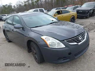 2012 Nissan Altima 2.5 S with VIN 1N4AL2AP4CN561298, listed as a IAAI auction lot 41717188 with 200,929 mi miles. Bid and sale history available at carsss.com. Image 1.