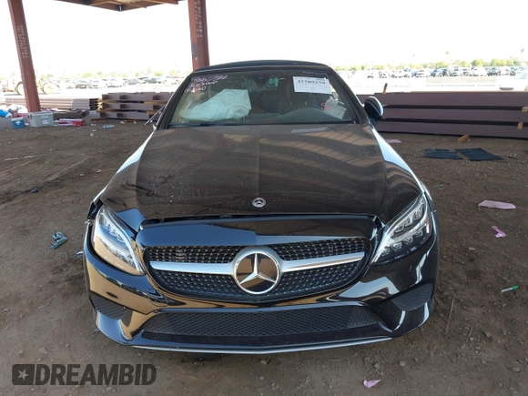 2019 Mercedes-Benz C 300 with VIN WDDWK8DB0KF776651, listed as a IAAI auction lot 42509259 with 28,061 mi miles and . Bid and sale history available at DreamBid. Image 13.